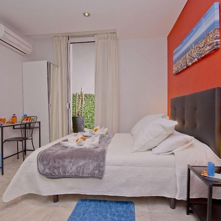 Barcelona City Centre Hostal Екстериор снимка