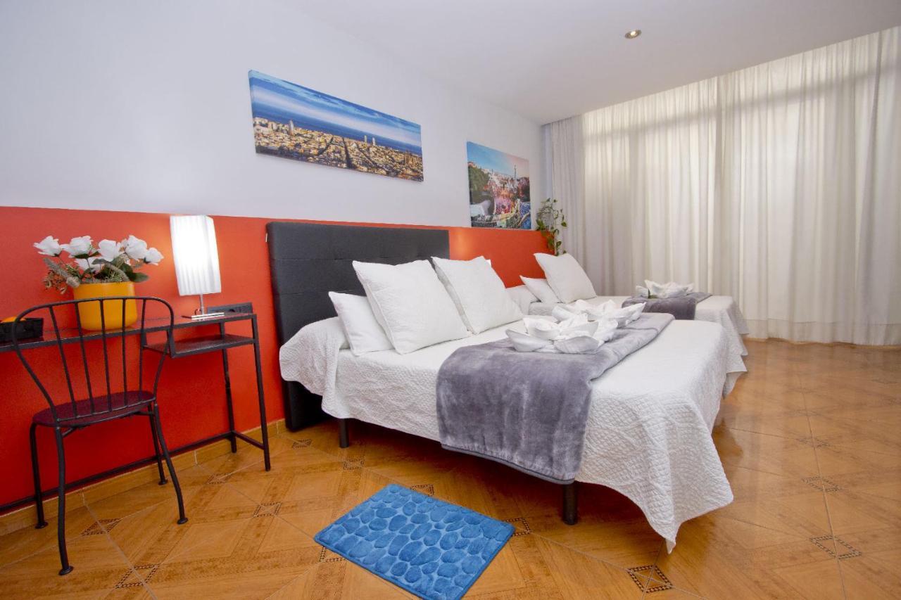Barcelona City Centre Hostal Екстериор снимка