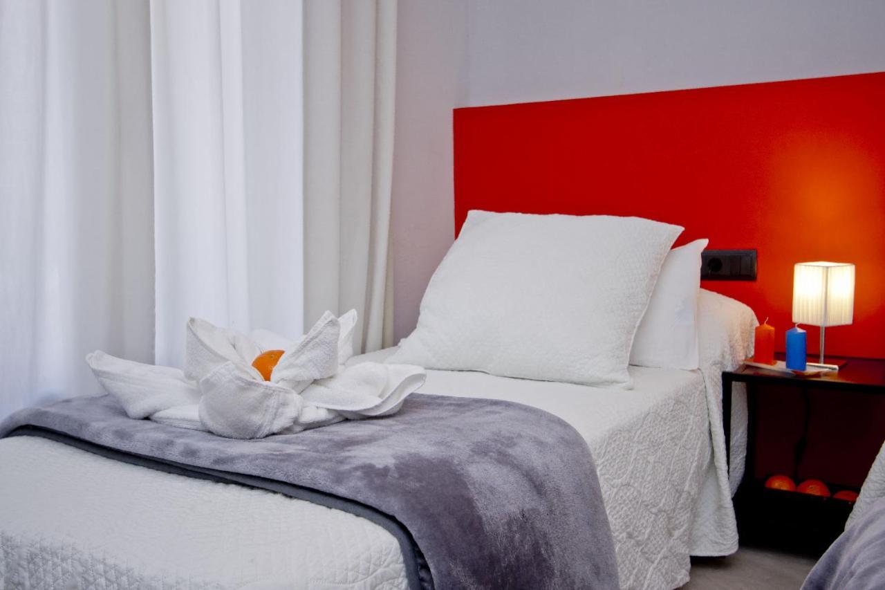 Barcelona City Centre Hostal Екстериор снимка