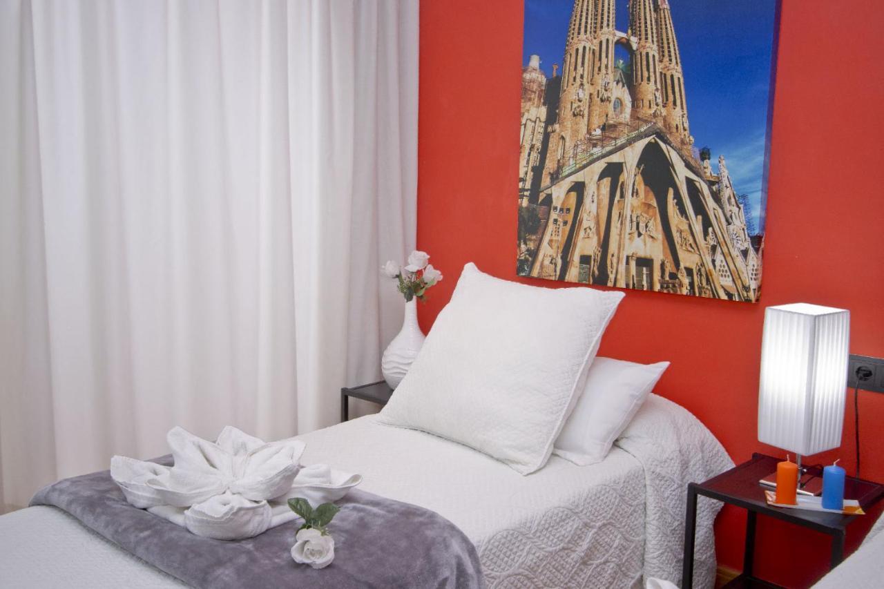 Barcelona City Centre Hostal Екстериор снимка