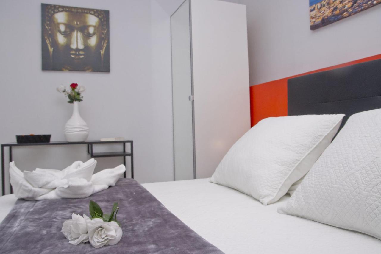 Barcelona City Centre Hostal Екстериор снимка
